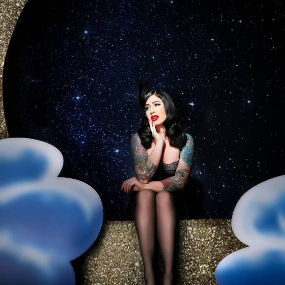 Meet your Posher, Melissa - Picture 1 of 1